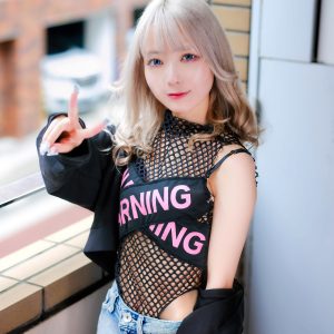 pai225｜ミナ｜藍瀬ミナ｜ハイレグを着た美乳パイパンギャルの彼女とイチャイチャキスしてハメ撮りエッチしたｗ